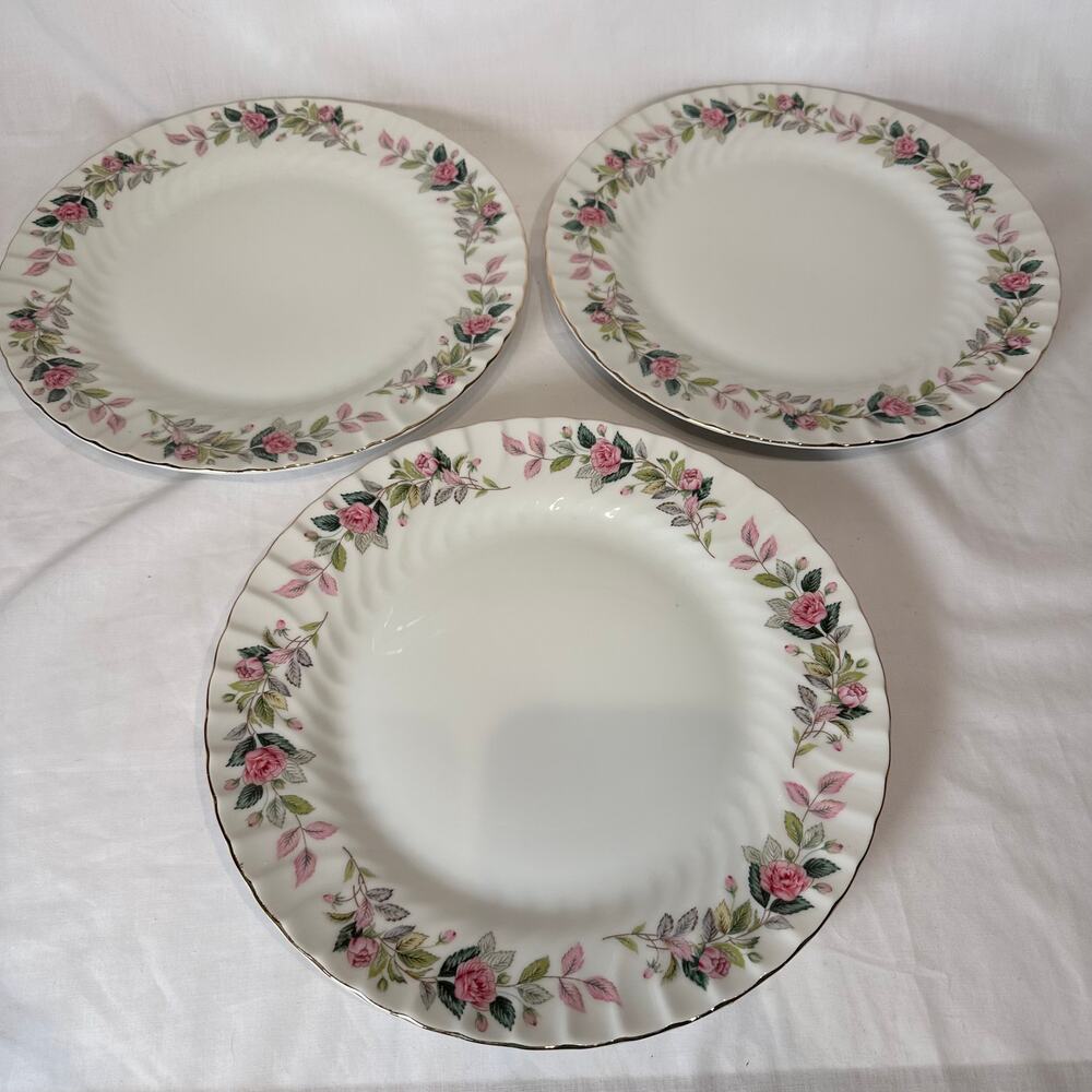 Creative Fine china Regency Rose 2345 Dinner Plates Set of 3 Japan 1960's